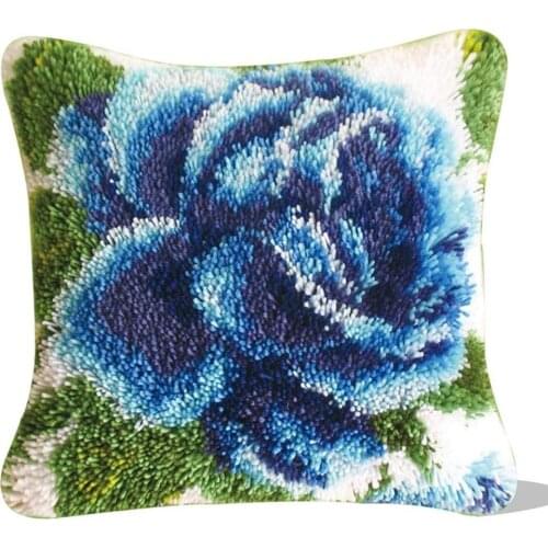 Latch Hook Kits Flowers Rose, Latch Hook Kit for Adult Beginner DIY Crochet Yarn Kits for Throw Pillow Cover Sofa Cushion Cover