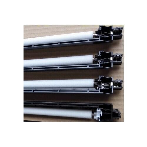 Charging roller cleaning bracket for Xerox 7550 6500 700 242 240 250 toner cartridge