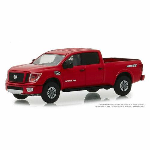GreenLight 1:64 2018 Niss an Titan XD Pro-4X Truck Red alloy toy car toys for children diecast model car Birthday gift