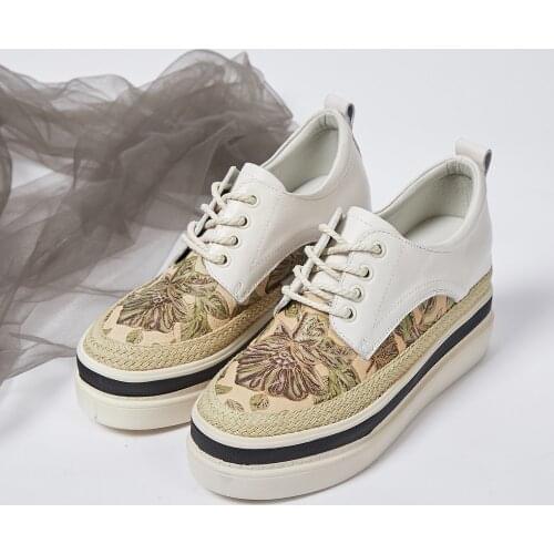2019 new handmade leather ethnic style printed platform with single shoes casual tie round head four seasons womens shoes