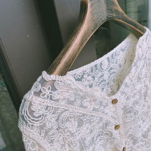 Lace Bottoming Single Breasted Cardigan Womens 2021 Autumn French Retro Elegant Hollow Out Embroidery Shirts Korean Blouses