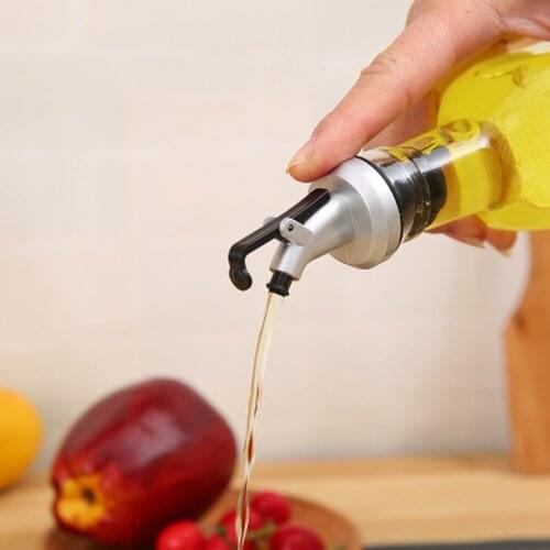 1Pcs Pourer Sprayer for Seasoning Bottle Glass Olive Oil Vinegar Dispenser Glass Vinegar Cruet Kitchen Tools Oil Container