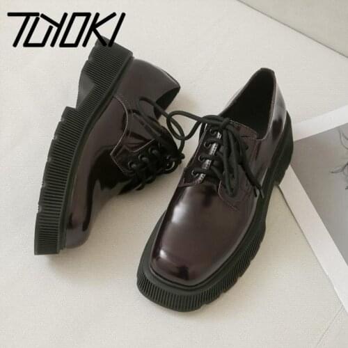 Tuyoki New Fashion Women Real Leather Pumps Round Toe Cross Strap Solid Color Classic Ladies Footwear Size 34-39