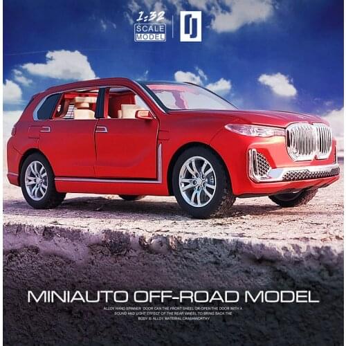 Simulation 1:32 SUV X7 Alloy Toy Car Diecast With Pull Back SUV Car Model Off-road Vehicles Decorations Boys Toys Christmas Gift
