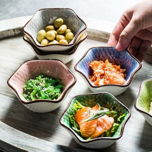 Simple and beautiful ceramic dish, household small flat dish, vinegar dish, soy sauce dish, mustard Kocho chili sauce dish, west