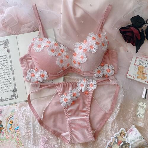 Wriufred Girls heart velvet petals underwear with steel ring plus size sexy gathered flowers bra set plus size womens lingerie