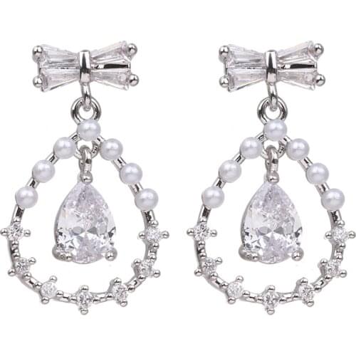 Bettyue Waterdrop Shape Zirconia Earring Ingenious Design For Women Fashion Dress-up With Cute Pearl Gorgeous Jewelry In Banquet
