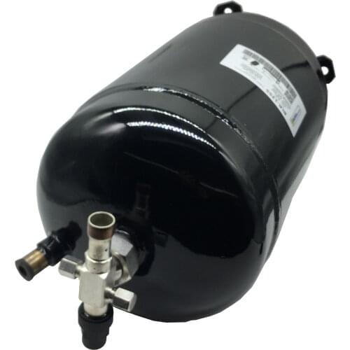 7.5L vertical liquid refrigerant receivers are installed in bus air-conditioning or refeer container