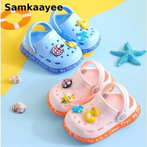 0-8Y Kids Mules Clogs Summer Girls Boys Sandals Cartoon Duck Slippers Flat Beach Non-Slip Children Indoor Home Garden Shoes Y11