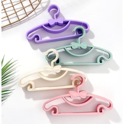 5pcs Kids Clothes Hanger Racks Portable Plastic Display Hangers Windproof Children Coats Hanger Baby Clothing Organizer rack