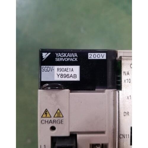 SGDV-R90AE1AY896AB servo driver, used in good condition . 85% appearance new , good working , free shipping