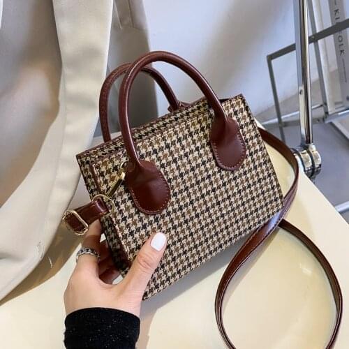 IMYOK Women's Clutch Purses