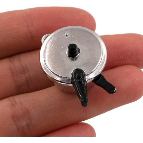 1/12 Doll House Miniature Metal Pressure Cooker Simulation Pot Kitchen Model Toy for Mini Decoration Dollhouse Accessories
