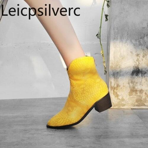 Womens Boots The New winter fashion Pointed zipper mid heel Ankle boots Womens shoes plus size 32-43 Heel Height 5cm black