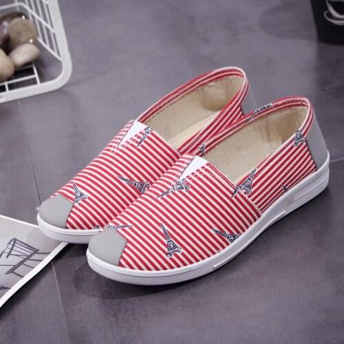 Flat Bottom Loafers Women Casual Shoes Slip on Womens Shoes Summer Canvas Shoes Fashion Cartoon Cloth Shoes Soft Walking Shoe