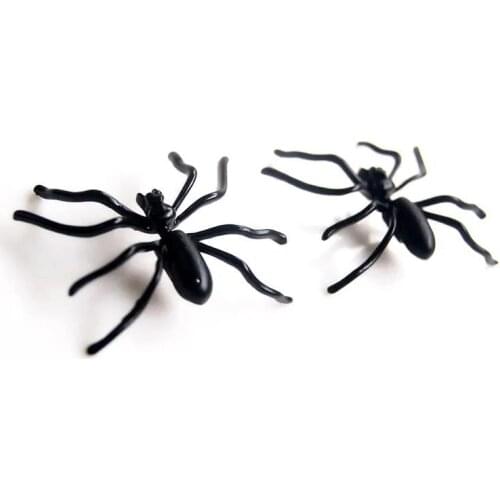 1/2 PCS Halloween Decoration Halloween Costumes 3D Creepy Black Spider Ear Stud Earrings For Haloween Party DIY Decoration