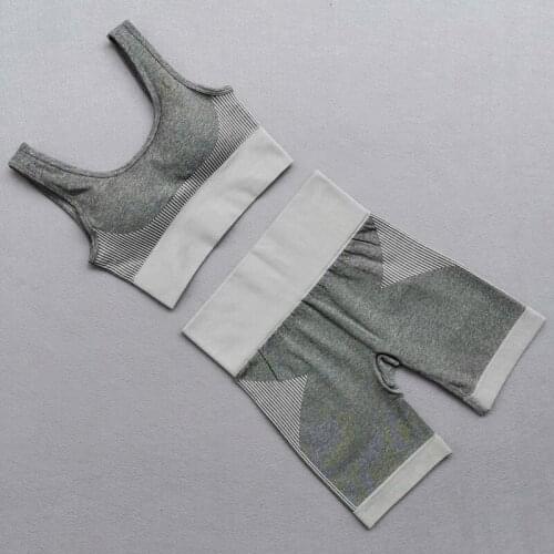 2 Piece Seamless Yoga Set Women Striped Workout Clothing Sportswear High Waist Gym Shorts+Padded Sports Bra Fitness Sport Suit