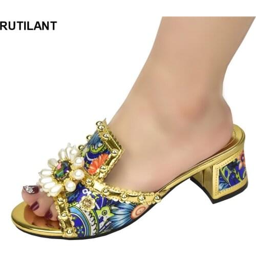 New Arrival Wedding Shoes for Women Bride 2021 Fashion Women African Women Shoes Decorated with Rhinestone Floral Women Pumps