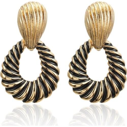 2020 Fashion Earrings Geometric Gold Color Earrings Ladies Metal Star And Moon Alphabet Earrings Handmade Female Jewelry Gifts