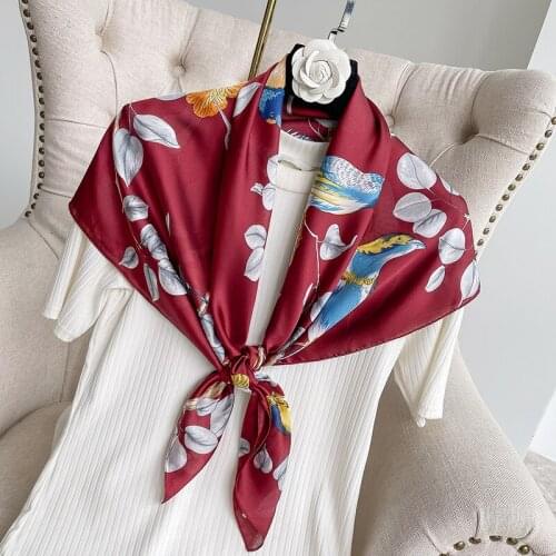 2021 Ladies Silk Scarf Designer Print Boxer Square Scarf Ladies Luxury Square Scarf Shawl Ladies Pasmina Scarf 90*90