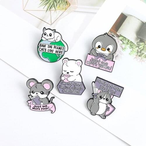 Cartoon Animal Brooch Kitten Holding Sword Brooch Funny Enamel Pins Kitten Mouse Rabbit Penguin Brooch Fashion Backpack Badge