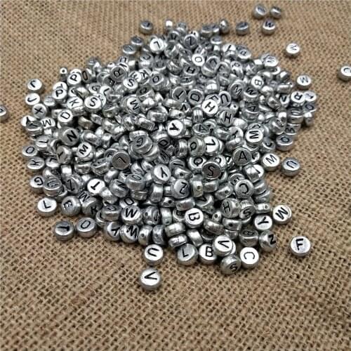 200pcs/500pcs Metal color 7mm Letters Round Acrylic Alphabet Bead Random mix Loose Beads on Jewelry & Bracelets Accessories