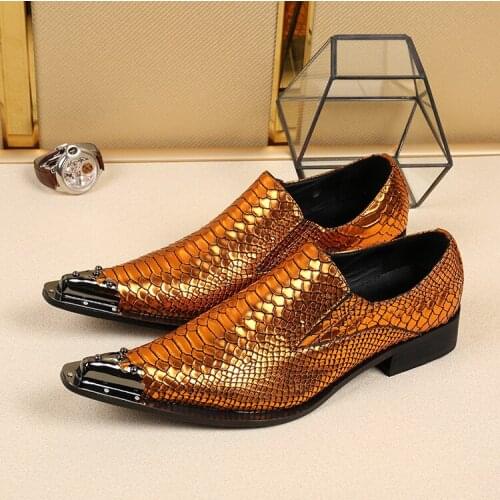 Metal Pointed Toe Embossed Leather Wedding Dress Shoes Men Loafers Business Casual Shoes Evening Party Shoes