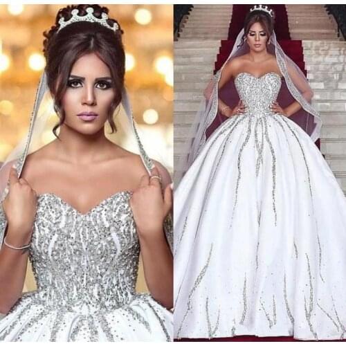 Sparkle Crystals Wedding Dresses 2021 Sweetheart Rhinestones Beaded Satin Custom Bridal Gowns Vintage Arabic Custom Made Mariage