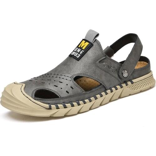 Men Casual Genuine Leather Sandals Outdoor Sport Upstream Beach Shoes Man Breathable Non-slip Slip on Aqua Shoes Slippers