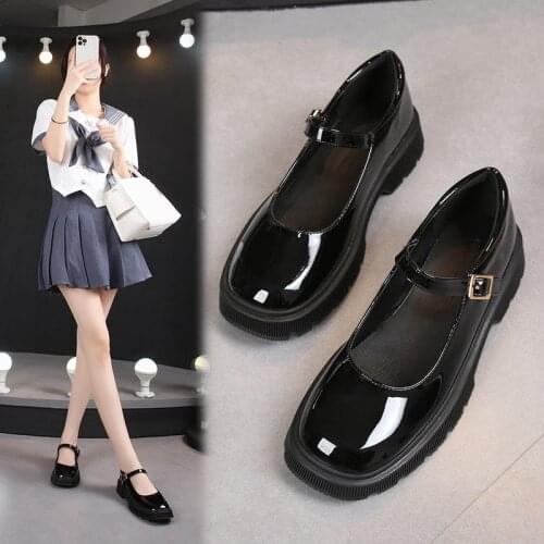 Top Quality Women Pumps New Patent Leather Round Toe High Heels Shoes Slip-On Loafers Ladies Leather Casual Shoes Dancing Shoes