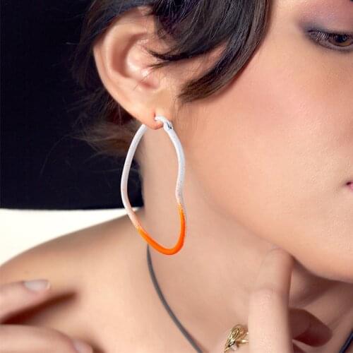 New Europe and America spring and summer hoop Ear rings personality gradient color heart-shaped pop earrings For woman girl gift