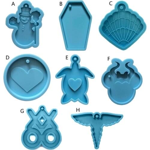 DIY Valentines Day OX Heart Coffin Snowman Keychain Pendant Mold Jewelry Tools Material Crystal Mold Soap Making