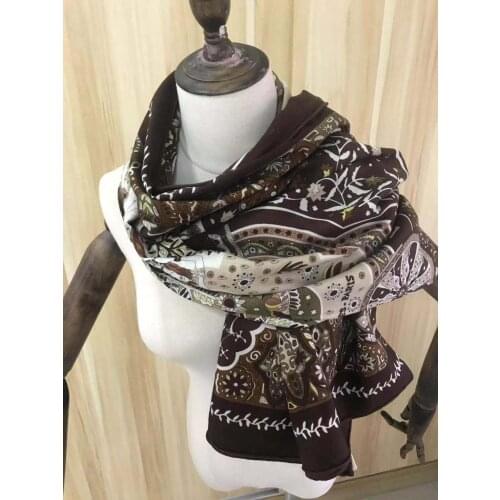 2020 new arrival autumn spring classic design 140*140 cm colorful scarf 65% cashmere 35% silk scarf wrap for women lady girl