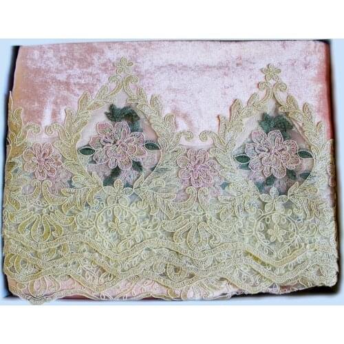 Lara Velvet Table Cloth Powder 160x260 Cm