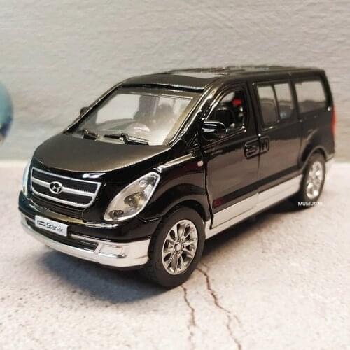 New 1:32 Hyundai STAREX Soul Alloy Favorites Car Model Diecasts Sound and light Toy Cars Kid Toys For Children Gifts Boy Toy