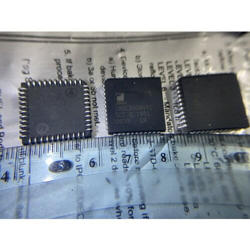 2PCS Z85C3008VEC Z85C3008 Original New Serial Communication Controller 44-Pin PLCC