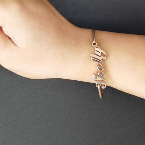 MumuXing2021 Trendy New Products Womens Bangle Personalized Jewelry Customized Name Stainless Steel Bangle Gifts for Womens