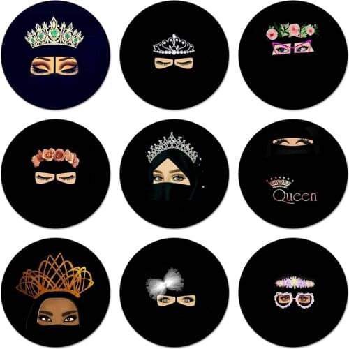 Muslim Gril Eyes Woman Hijab Face Crown Flower Icons Pins Badge Decoration Brooches Metal Badges For Backpack Decoration 58mm