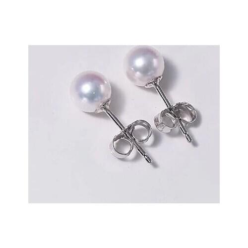 Hwesea Stud Earrings