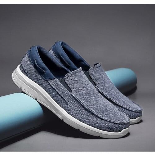 2021 New Blue Casual Shoes For Men Canvas Boat Shoes Fashion Mocassin Man Espadrille Comfortable Slip On Loafers Men Flat Shoes