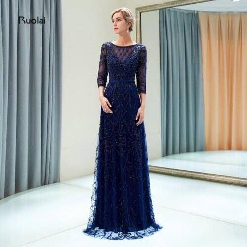 Arabic Luxury Evening Dresses 2018 Long Sleeves Heavy Beaded Evening Gowns for Women Formal Dresses Party Dress robe de soiree