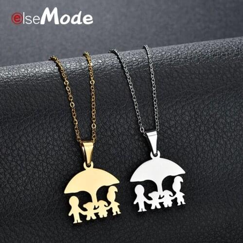 Elsemode Chokers On The Neck