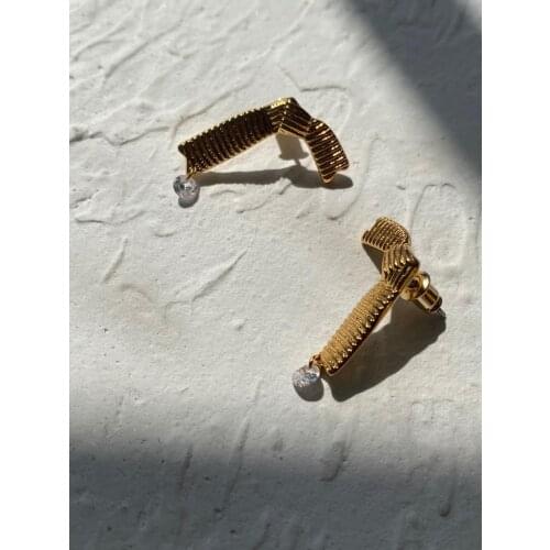 RISPADA Bow tie rhinestone Stud Earring