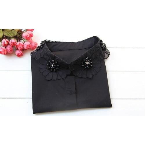 Women Peter Pan Collar Half Shirts Tops Femal False Turn-Down Collars white shirt small flower decoration lace false collar