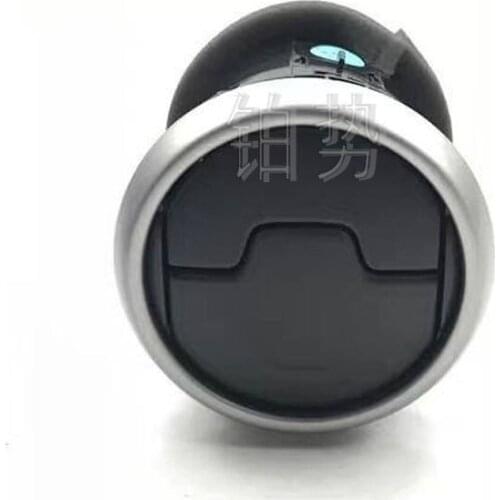Car Instrument panel vent assembly 2015-Nis sanV enu es T70 T70X 2.0L CVT 1.6L Air conditioning air outlet Central air outlet