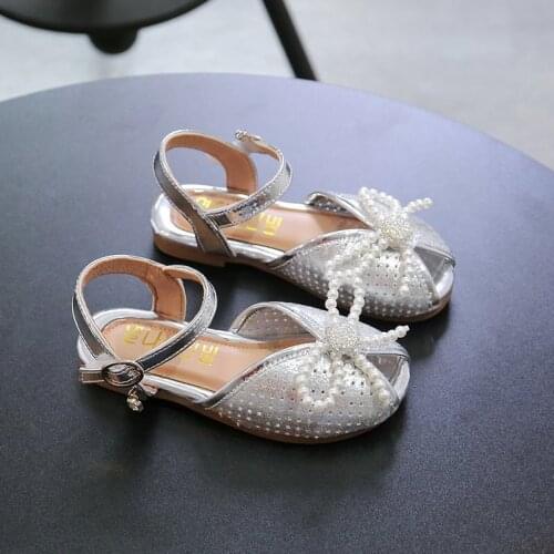 Childrens Sandals Girls Soft Bottom Water Drill Princess Shoes 2021 Summer New Buns Small Leather Shoes