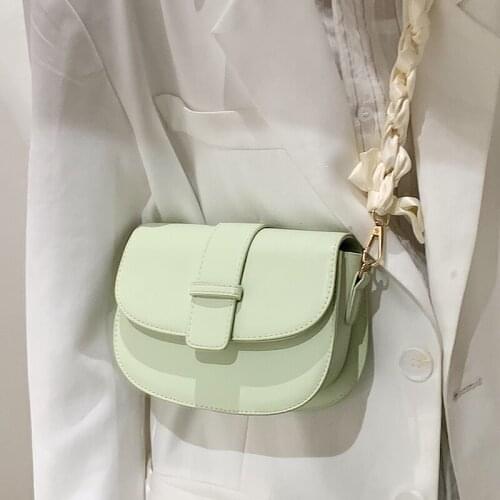 Net red air bag 2021 new fashion one-shoulder womens bag simple texture slant bag hundred set ins saddle bag