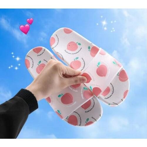 Womens Cartoon Fruit Transparent Slippers Summer Beach Flat Sandals Female Ladies Fashion Cute Banana Peach Bathroom Home Shoes