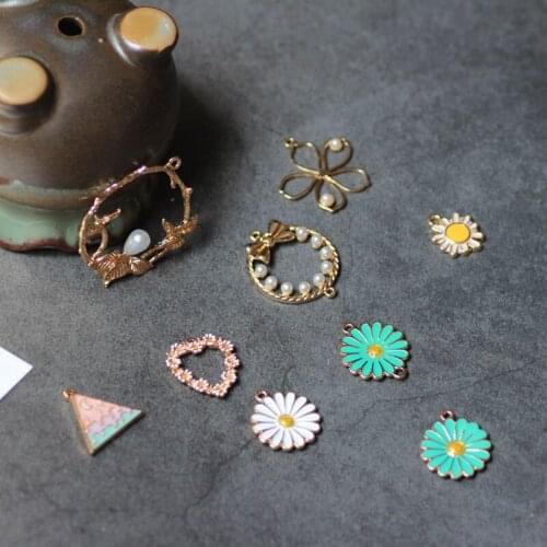6pcs Korean Style Cute Flower Earrings Fashion Sweet Earrings Diy Jewelry Accessories Alloy Metal Drop Oil Geometric for Women