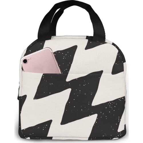 Portable Lunch Bag Retro Grunge Freehand Jagged Lines Thermal Insulated Tote Cooler Bag Bento Pouch Container Food Storage Bag